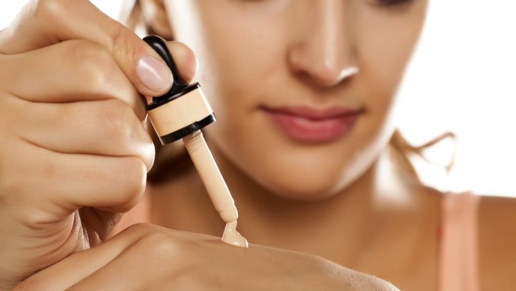 Maquillaje Inicial Esencial: ¿Qué es el Primer Maquillaje?