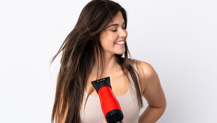 Cómo usar el protector de calor para proteger tu cabello del daño
